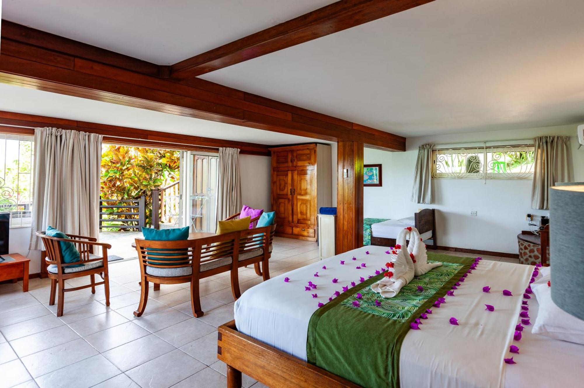 Chalets Cote Mer Baie Sainte Anne Bagian luar foto